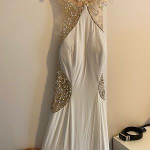 White long dress perfect, buy more then 500$